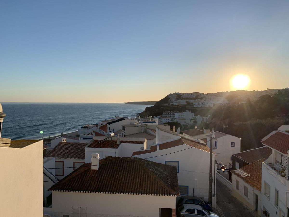 Casa Pedro In Salema - Oceanview & Beach Exterior foto